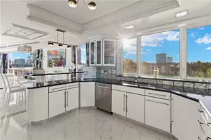 12 Seacrest Pkwy, Hollywood, FL 33019 - Photo 68