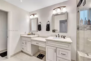 3211 Calle Largo Dr, Hollywood, FL 33021 - Photo 10
