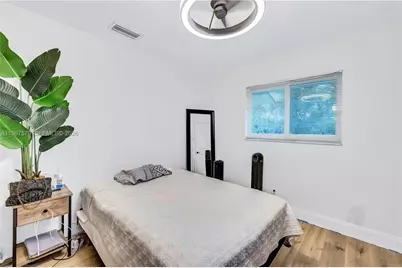 3211 Calle Largo Dr, Hollywood, FL 33021 - Photo 20