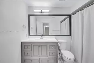 3211 Calle Largo Dr, Hollywood, FL 33021 - Photo 18