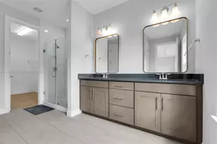 1595 Evergreen Ter, Hollywood, FL 33021 - Photo 14
