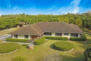 19285 SW 272nd St, Homestead, FL 33031 - Photo 1