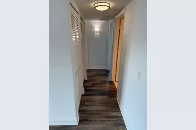 60 NW 37th Ave #700, Miami, FL 33125 - Photo 8