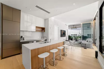 304 Ocean Dr #102, Miami Beach, FL 33139 - Photo 12