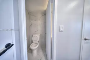 2899 Collins Ave, Miami Beach, FL 33140 - Photo 18