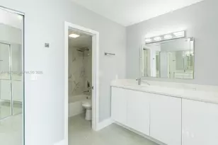 20505 E Country Club Dr, Aventura, FL 33180 - Photo 24