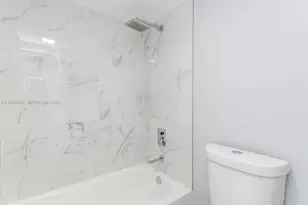 20505 E Country Club Dr, Aventura, FL 33180 - Photo 26