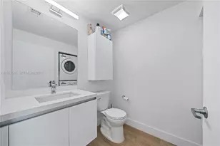 888 Biscayne Blvd, Miami, FL 33132 - Photo 8