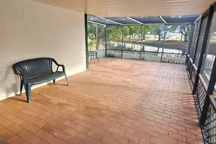 1251 SW 84th Terrace, Pembroke Pines, FL 33025 - Photo 8