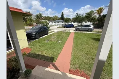 320 NW 132nd St, North Miami, FL 33168 - Photo 4