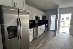 2430 NE 135th St, North Miami, FL 33181 - Photo 4