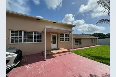 735 NE 152nd St, Miami, FL 33162 - Photo 1
