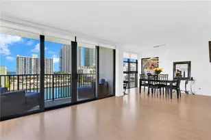 600 Parkview Dr, Hallandale Beach, FL 33009 - Photo 6