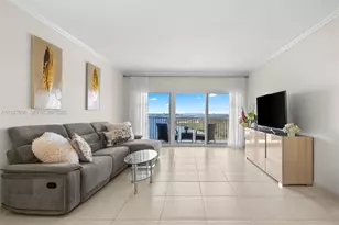300 Bayview Dr, Sunny Isles Beach, FL 33160 - Photo 8