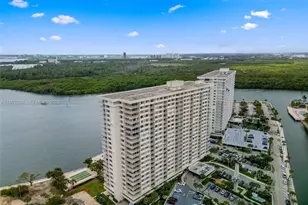 300 Bayview Dr, Sunny Isles Beach, FL 33160 - Photo 50