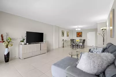 300 Bayview Dr #1910, Sunny Isles Beach, FL 33160 - Photo 12