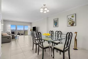 300 Bayview Dr, Sunny Isles Beach, FL 33160 - Photo 6