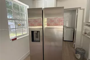 5264 NE 15th Ave, Pompano Beach, FL 33064 - Photo 4