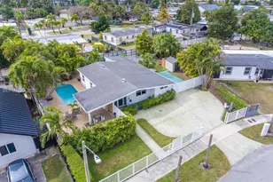 11430 SW 46th St, Miami, FL 33165 - Photo 4