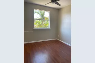 11042 NW 48th Ln, Doral, FL 33178 - Photo 10