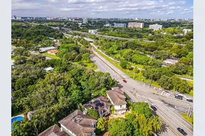 2752 Brickell Ct, Miami, FL 33129 - Photo 60