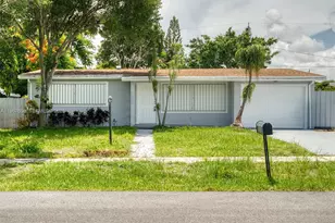 658 SW 1st Ct, Boynton Beach, FL 33426 - Photo 1