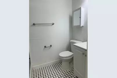 1928 N 20th Ave #1928, Hollywood, FL 33020 - Photo 8