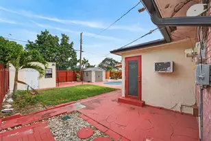 1919 NW 38th St, Oakland Park, FL 33309 - Photo 26