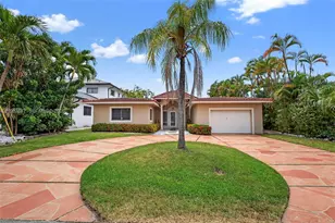 317 S Riverside Dr, Pompano Beach, FL 33062 - Photo 22