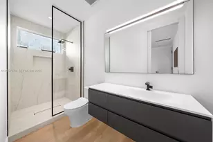 3119 Plaza St, Miami, FL 33133 - Photo 56