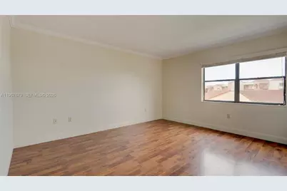 10155 NW 9th St Cir #4-401, Miami, FL 33172 - Photo 14