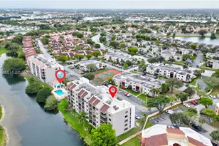 10155 NW 9th St Cir, Miami, FL 33172 - Photo 32