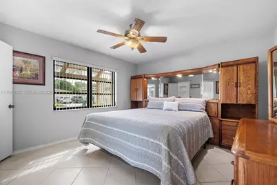 101 NE 2nd Pl #0, Dania Beach, FL 33004 - Photo 10