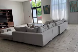 7925 NW 104th Ave, Doral, FL 33178 - Photo 40