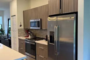 7925 NW 104th Ave, Doral, FL 33178 - Photo 6