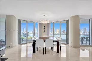7000 Island Blvd, Aventura, FL 33160 - Photo 10