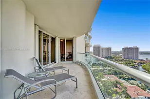 7000 Island Blvd, Aventura, FL 33160 - Photo 46