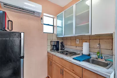 322 Harding St #B202, Hollywood, FL 33019 - Photo 34