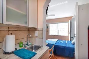 322 Harding St, Hollywood, FL 33019 - Photo 36