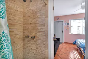 322 Harding St, Hollywood, FL 33019 - Photo 28