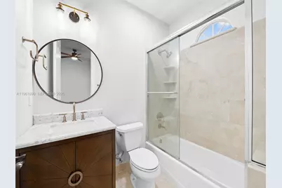 827 SE 2nd Ct, Fort Lauderdale, FL 33301 - Photo 32