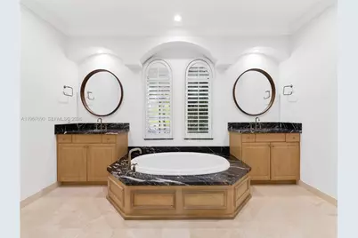 827 SE 2nd Ct, Fort Lauderdale, FL 33301 - Photo 22