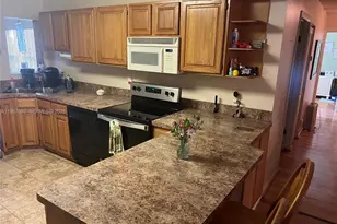 11520 NW 26th St, Plantation, FL 33323 - Photo 6
