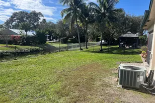 11520 NW 26th St, Plantation, FL 33323 - Photo 18