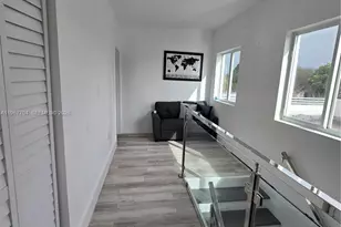 1453 NW 70th St, Miami, FL 33147 - Photo 14