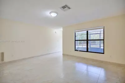 908 Primrose St, Lake Placid, FL 33852 - Photo 4