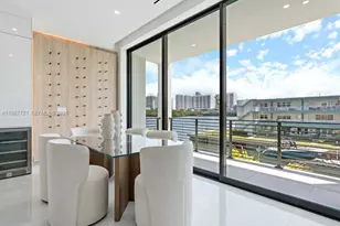 4008 NE 167th St, North Miami Beach, FL 33160 - Photo 12