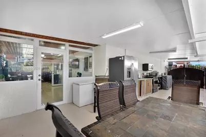 9326 NW 121st St #115, Hialeah Gardens, FL 33018 - Photo 38