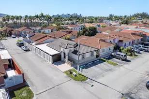 9326 NW 121st St, Hialeah Gardens, FL 33018 - Photo 42