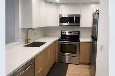 2935 NE 163rd St #3K, North Miami Beach, FL 33160 - Photo 2